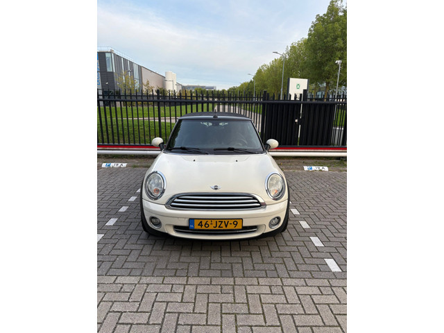 Foto 9 van Mini Cabrio 1.6 Cooper Chili - Cabrio - Cruise - Airco