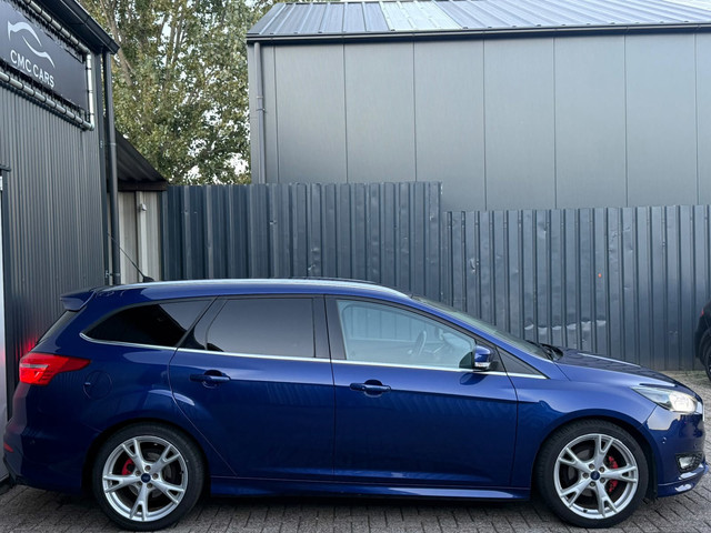 Foto 4 van Ford Focus Wagon 1.0 Titanium RIVISIE BLOK!!!ST-LINE!!AD-KLEPPEN!!