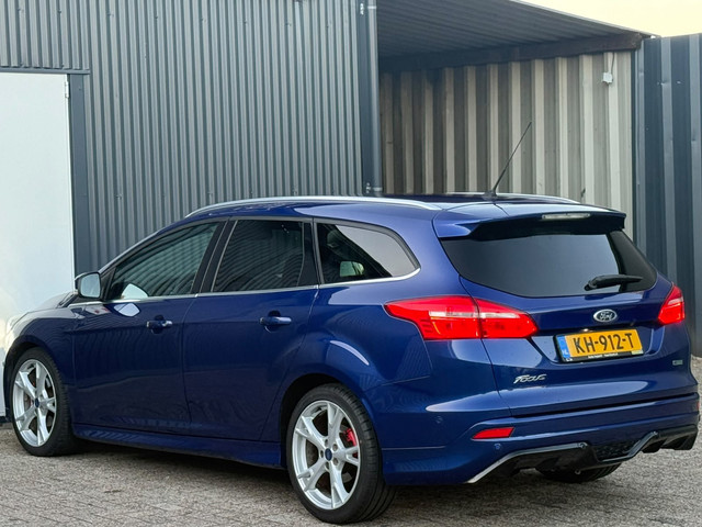 Foto 6 van Ford Focus Wagon 1.0 Titanium RIVISIE BLOK!!!ST-LINE!!AD-KLEPPEN!!