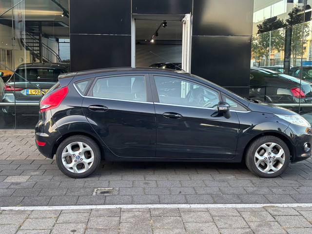 Foto 7 van Ford Fiesta 1.4 Titanium