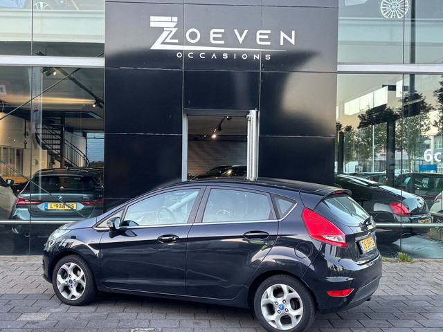 Foto 9 van Ford Fiesta 1.4 Titanium