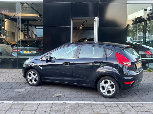 Foto 10 van Ford Fiesta 1.4 Titanium