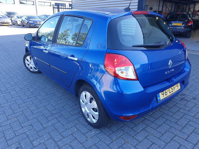 Foto 7 van Renault Clio 1.2 Sélection Business-Airco-Cruise- Navigatie-EL-Ramen