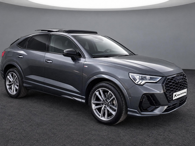 Foto 9 van Audi Q3 Sportback 45 TFSIe 180kW/245PK S Line · Panoramadak · Trekhaak · Camera · Stoelverwarming ·