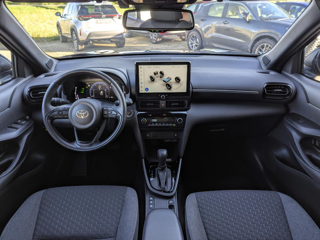 Foto 4 van Toyota Yaris Cross 1.5 Hybrid 115 Dynamic Plus | Stoel- stuurverwarming | Keyless | Camera | ACC | 1
