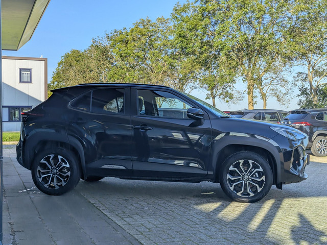 Foto 5 van Toyota Yaris Cross 1.5 Hybrid 115 Dynamic Plus | Stoel- stuurverwarming | Keyless | Camera | ACC | 1