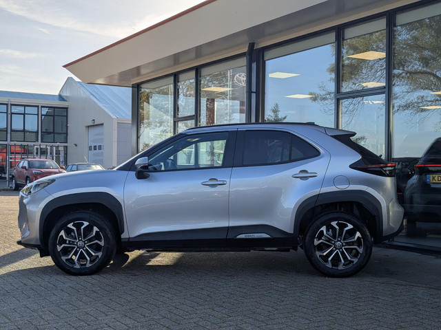 Foto 9 van Toyota Yaris Cross 1.5 Hybrid 115 Dynamic Plus | Stoel- stuurverwarming | Keyless | Camera | ACC | 1