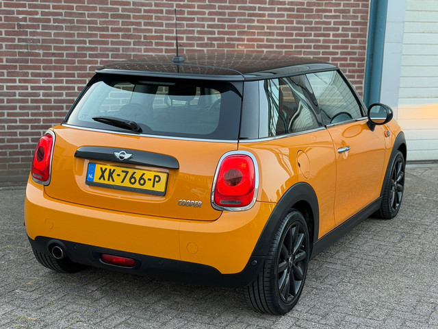 Foto 4 van Mini 3-Deurs 1.5 Cooper Pepper | Nap | Netjes | Stoer