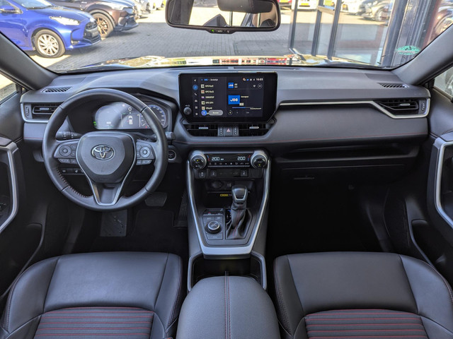 Foto 4 van Toyota RAV4 2.5 Plug-in Hybrid AWD Style | Stoel- stuurverwarming | Elek. kofferklep | Leer | ACC |