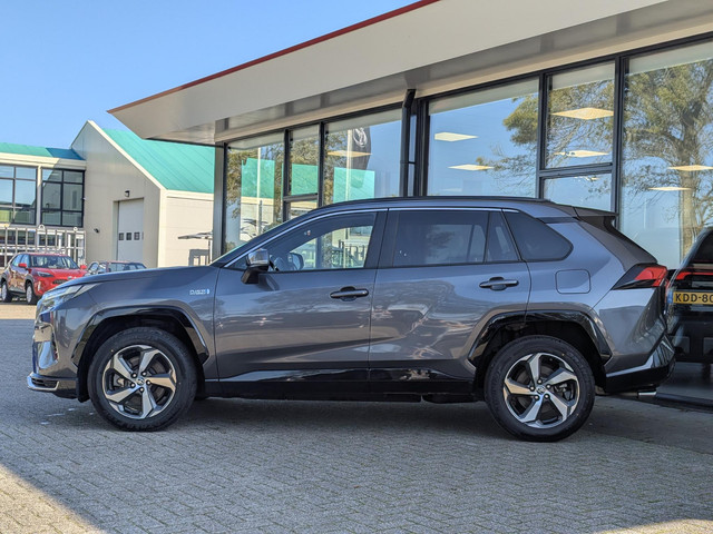 Foto 9 van Toyota RAV4 2.5 Plug-in Hybrid AWD Style | Stoel- stuurverwarming | Elek. kofferklep | Leer | ACC |