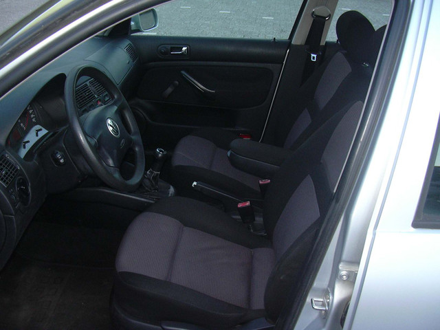 Foto 5 van Volkswagen Golf 1.6-16V Trendline