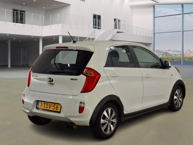 Foto 4 van Kia Picanto 1.0 CVVT ISG R-Cross/ ZEER ZUINIG