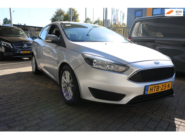 Foto 2 van Ford FOCUS 2.0 BENZINE *UNIEK IN NL*