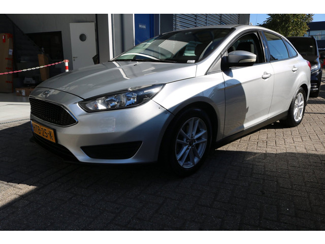 Foto 4 van Ford FOCUS 2.0 BENZINE *UNIEK IN NL*