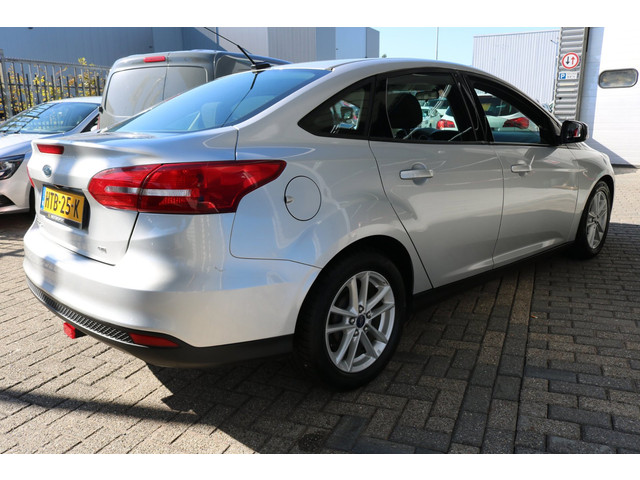 Foto 7 van Ford FOCUS 2.0 BENZINE *UNIEK IN NL*