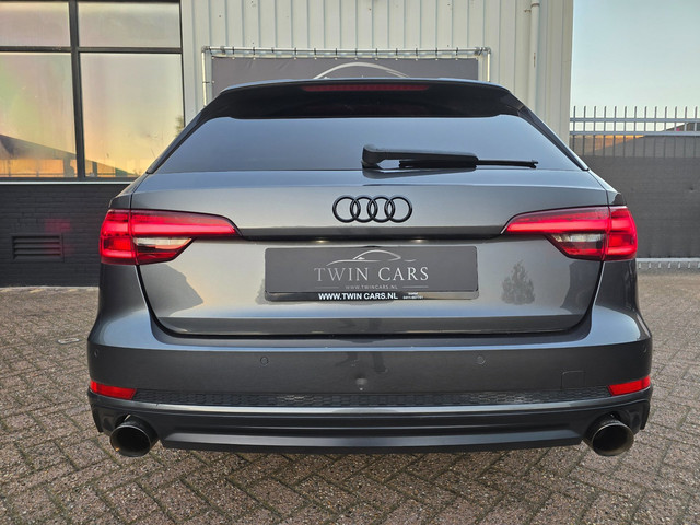 Foto 7 van Audi A4 Avant 2.0 TFSI quattro Sport S line black edition