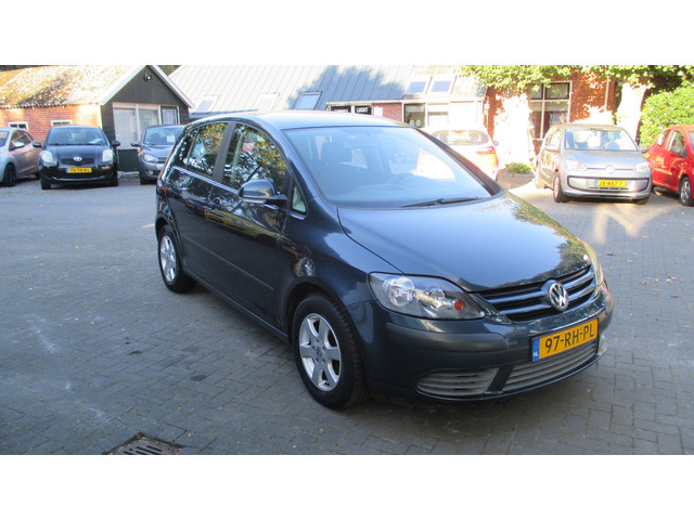 Foto 9 van Volkswagen Golf Plus 1.6 FSI Comfortline Business