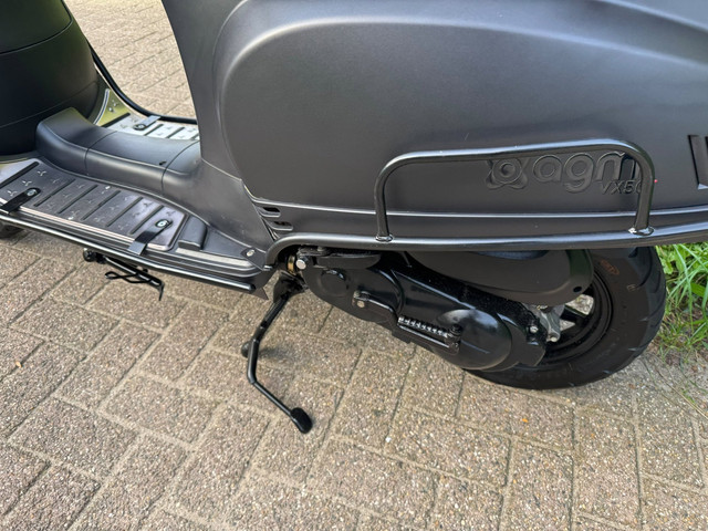 Foto 4 van AGM VX50 Injectie E5 Scooter Sierbeugelset BETAAL met in3
