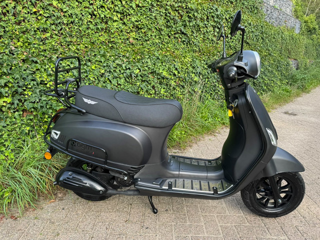 Foto 8 van AGM VX50 Injectie E5 Scooter Sierbeugelset BETAAL met in3