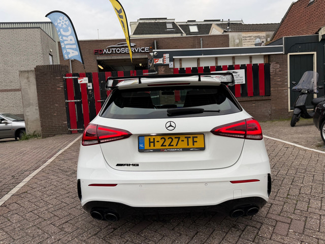 Foto 9 van Mercedes-Benz A-klasse 220 Premium Plus
