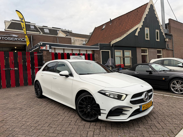 Foto 8 van Mercedes-Benz A-klasse 220 Premium Plus