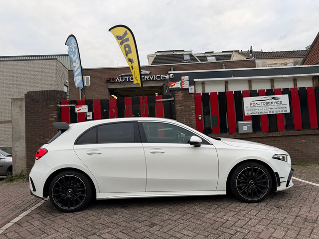 Foto 6 van Mercedes-Benz A-klasse 220 Premium Plus