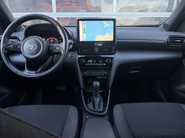 Foto 4 van Toyota Yaris Cross 1.5 Hybrid 115 Dynamic |Apple CarPlay/Android Auto|Parkeersensoren|Camera|Stoelve