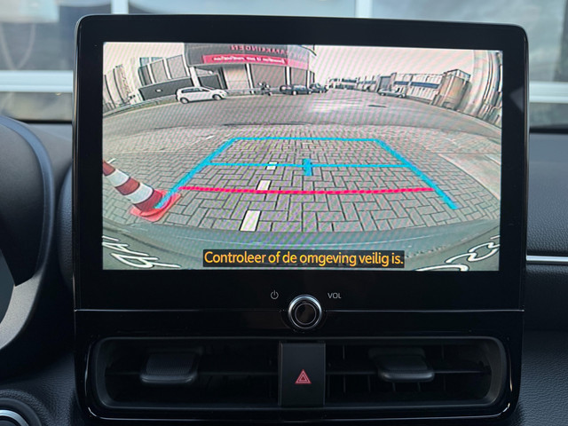 Foto 10 van Toyota Yaris Cross 1.5 Hybrid 115 Dynamic |Apple CarPlay/Android Auto|Parkeersensoren|Camera|Stoelve