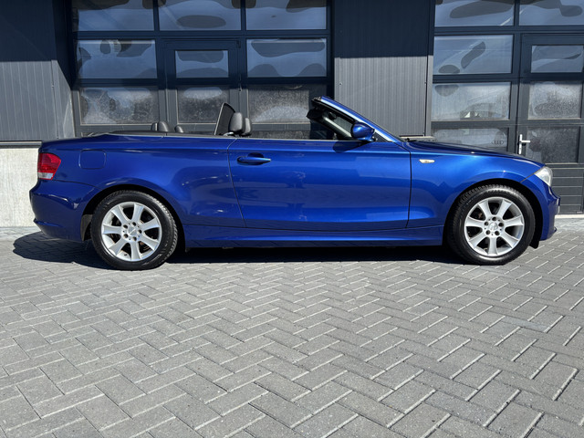 Foto 3 van BMW 1 Serie Cabrio 118i Executive Leer (bj 2008)