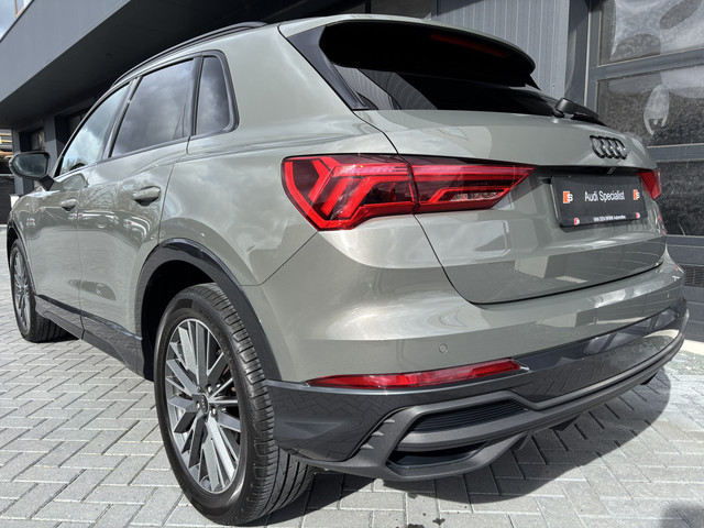 Foto 4 van Audi Q3 35 TFSI S-line Chronos grey (bj 2023, automaat)