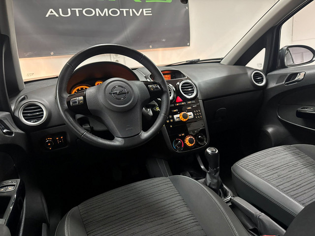 Foto 8 van Opel Corsa 1.2-16V Berlin - Trekhaak - Start/Stop - Airco - NAP - APK 2027