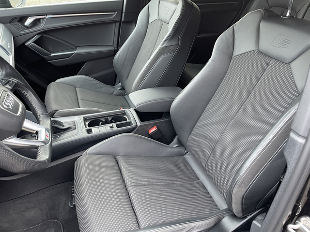 Foto 5 van Audi Q3 Sportback 35 TFSI S-Line Black Pano (bj 2022)
