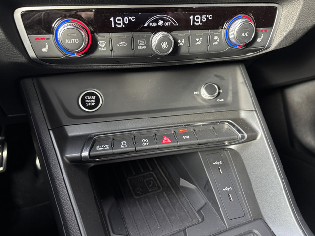 Foto 8 van Audi Q3 Sportback 35 TFSI S-Line Black Pano (bj 2022)