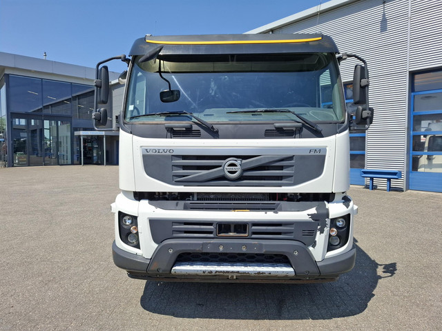 Foto 7 van Volvo FMX11-450 / HYDRAULICS / VEB / AIRCO / AUTOMATIC / EURO-5 / 2012