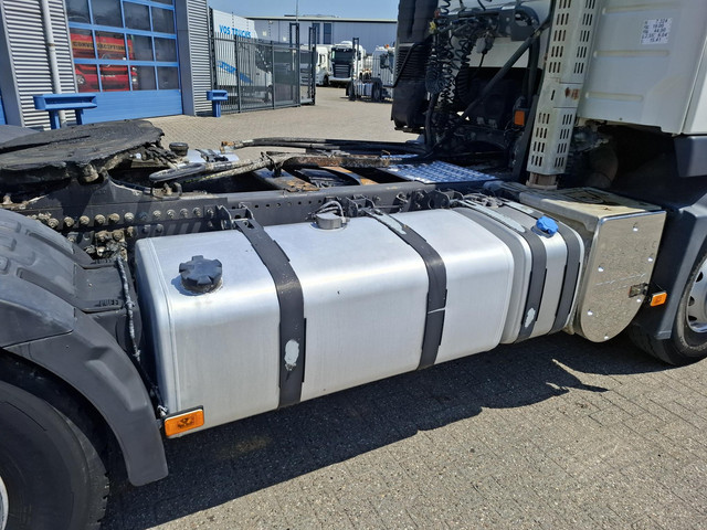 Foto 10 van Volvo FMX11-450 / HYDRAULICS / VEB / AIRCO / AUTOMATIC / EURO-5 / 2012