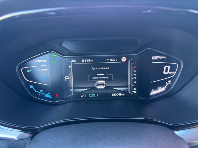 Foto 9 van Kia Niro 1.6 GDi Hybrid DynamicPlusLine, Leder, Glazen Schuifdak, Camera, Apple Carplay, Navigatie,