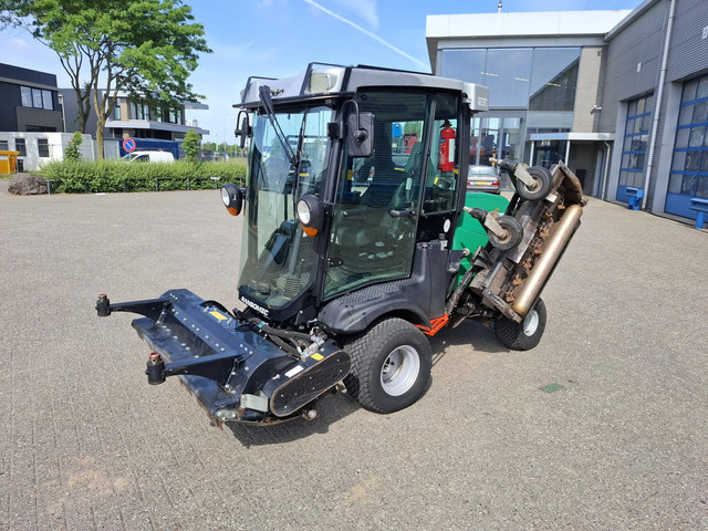 Foto 2 van Ransomes HM600 / FLAIL MOWER / 3855 HOURS / HYDROSTATIC / 65 HP / AIRCO / CLOSED CABIN / 2021