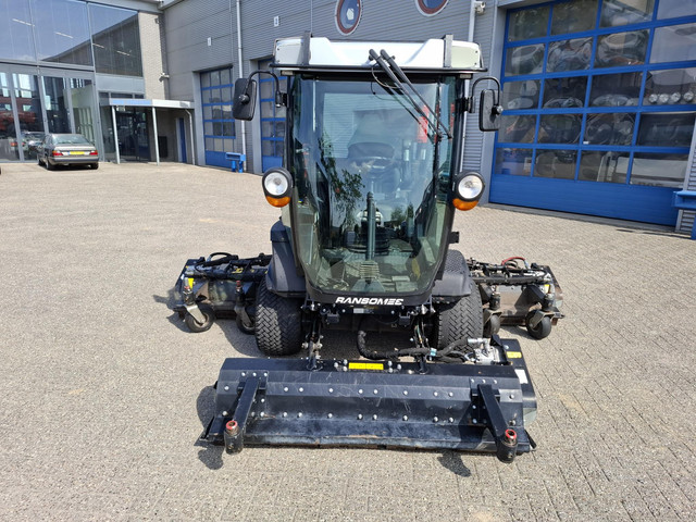 Foto 4 van Ransomes HM600 / FLAIL MOWER / 3855 HOURS / HYDROSTATIC / 65 HP / AIRCO / CLOSED CABIN / 2021