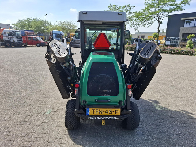 Foto 9 van Ransomes HM600 / FLAIL MOWER / 3855 HOURS / HYDROSTATIC / 65 HP / AIRCO / CLOSED CABIN / 2021