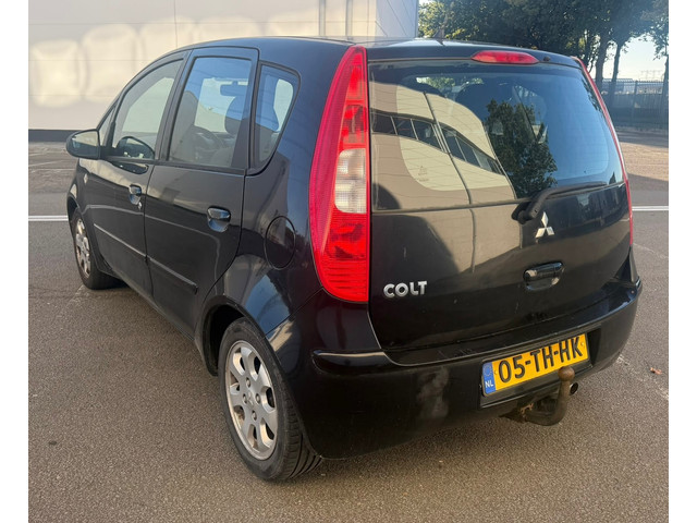 Foto 8 van Mitsubishi Colt 1.3 Invite Automaat Airco Elektrische Ramen Trekhaak
