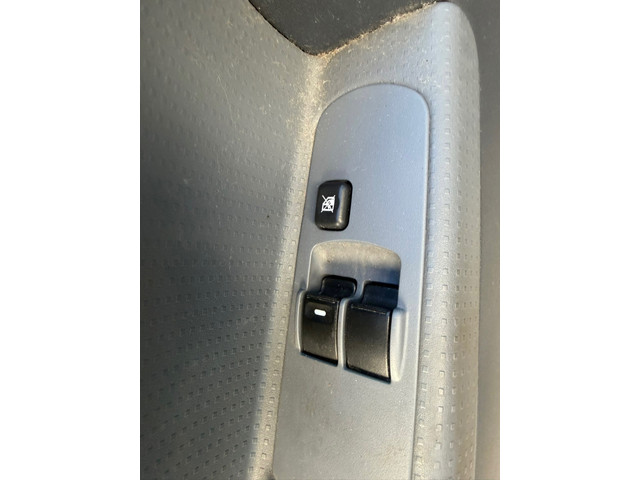 Foto 3 van Mitsubishi Colt 1.3 Invite Automaat Airco Elektrische Ramen Trekhaak