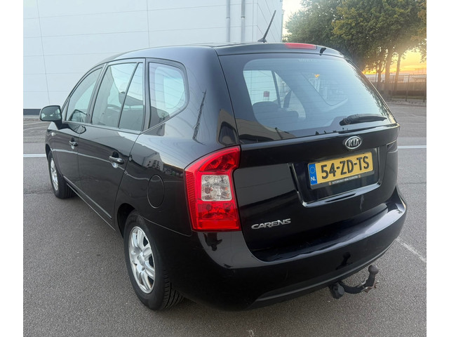 Foto 8 van Kia Carens 2.0 CVVT X-tra Nap Airco APK 19-02-2027 Trekhaak