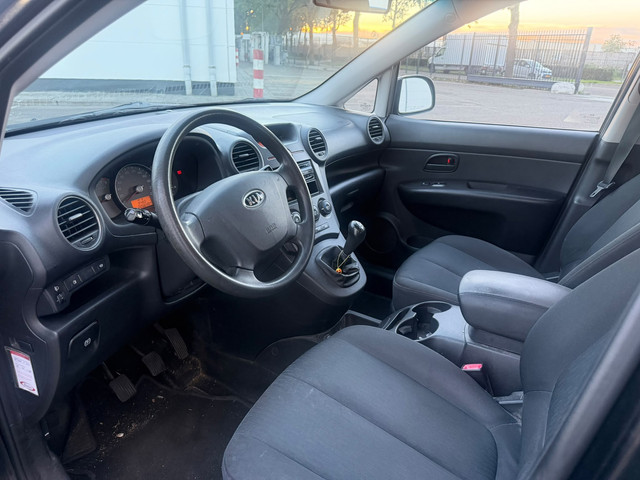 Foto 7 van Kia Carens 2.0 CVVT X-tra Nap Airco APK 19-02-2027 Trekhaak