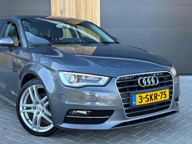 Foto 4 van Audi A3 Sportback 1.6 TDI ultra Edition Climate|Xenon|Cruise|Navi|Pdc