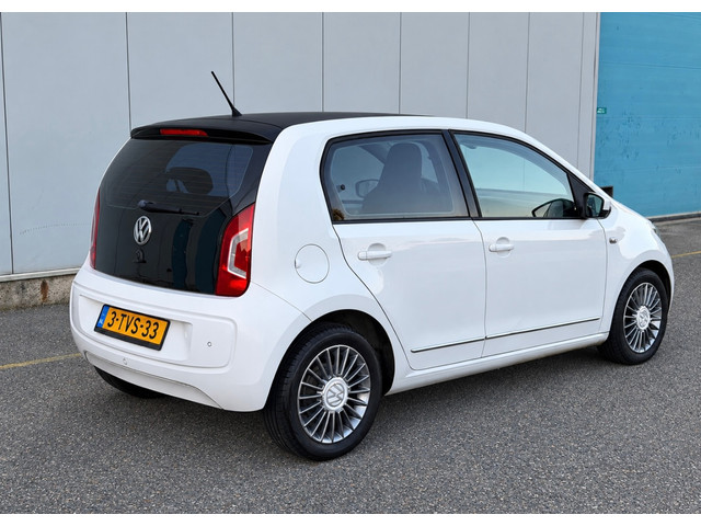 Foto 5 van Volkswagen Up! Bluemotion | Apk tot 5-27 | Airco| Navi | Parkeer Sensor | cruise control
