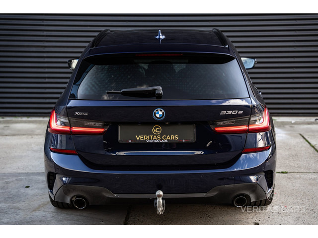 Foto 4 van BMW 3-serie Touring 330e xDrive M-Pakket 292PK|Pano|360°|HUD|Rijmodus|Tr.Haak|Sfeer|Keyless|Laser|Di