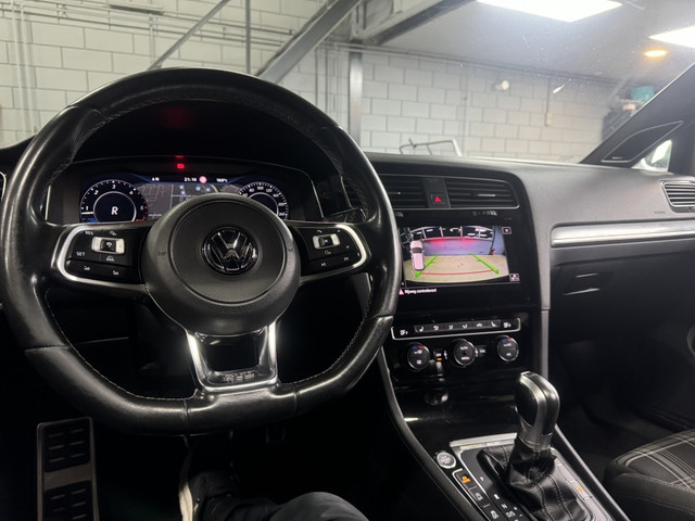 Foto 7 van Volkswagen Golf 2.0 TDI GTD DSG PANO CAM DYN DIGIT 184PK