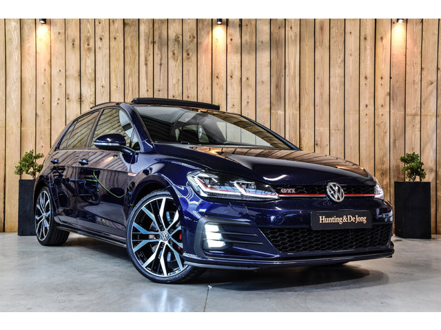 Foto 5 van Volkswagen Golf 2.0 TSI GTI Performance *Pano*Dynaudio*Camera*Keyless*