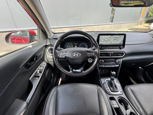 Foto 6 van Hyundai KONA 1.6 GDI HEV Premium (bj 2021, automaat)