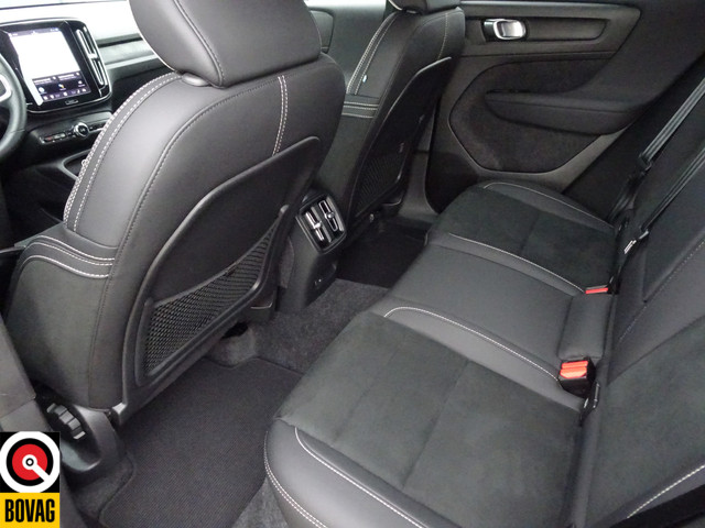 Foto 10 van Volvo XC40 2.0 T4 Momentum Pro (bj 2020, automaat)
